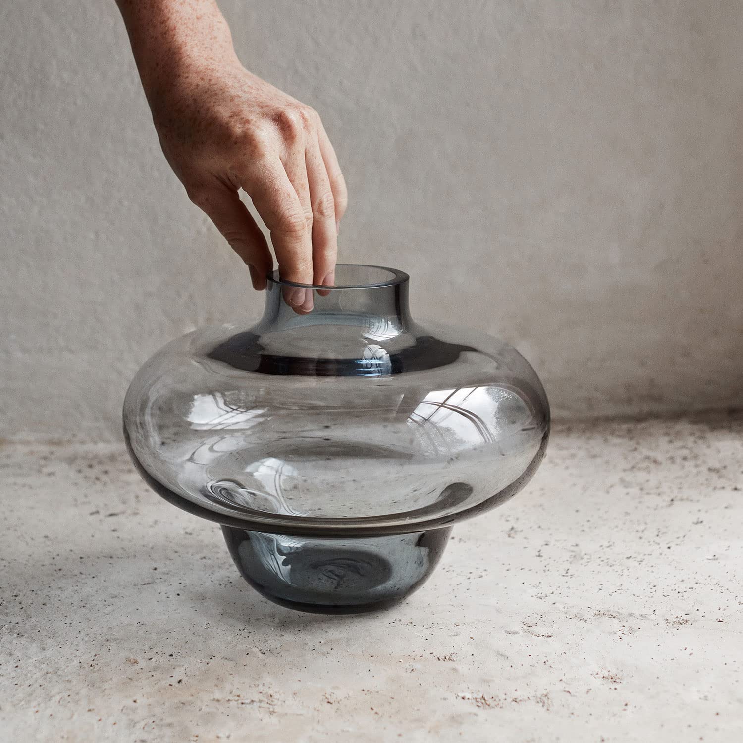 Amazon.co.jp: Kosta Boda Kappa 6インチ花瓶 : Home & Kitchen